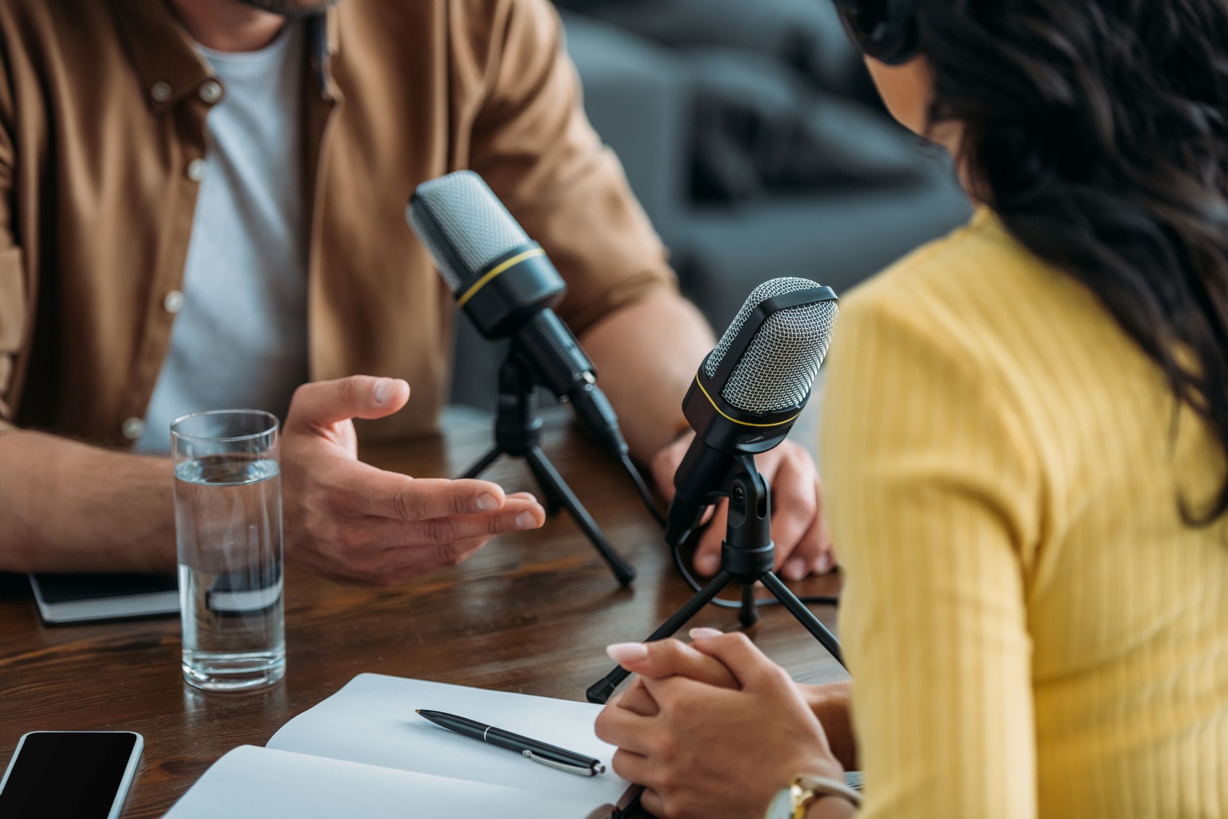 Top Podcasts to Listen to on Your Commute